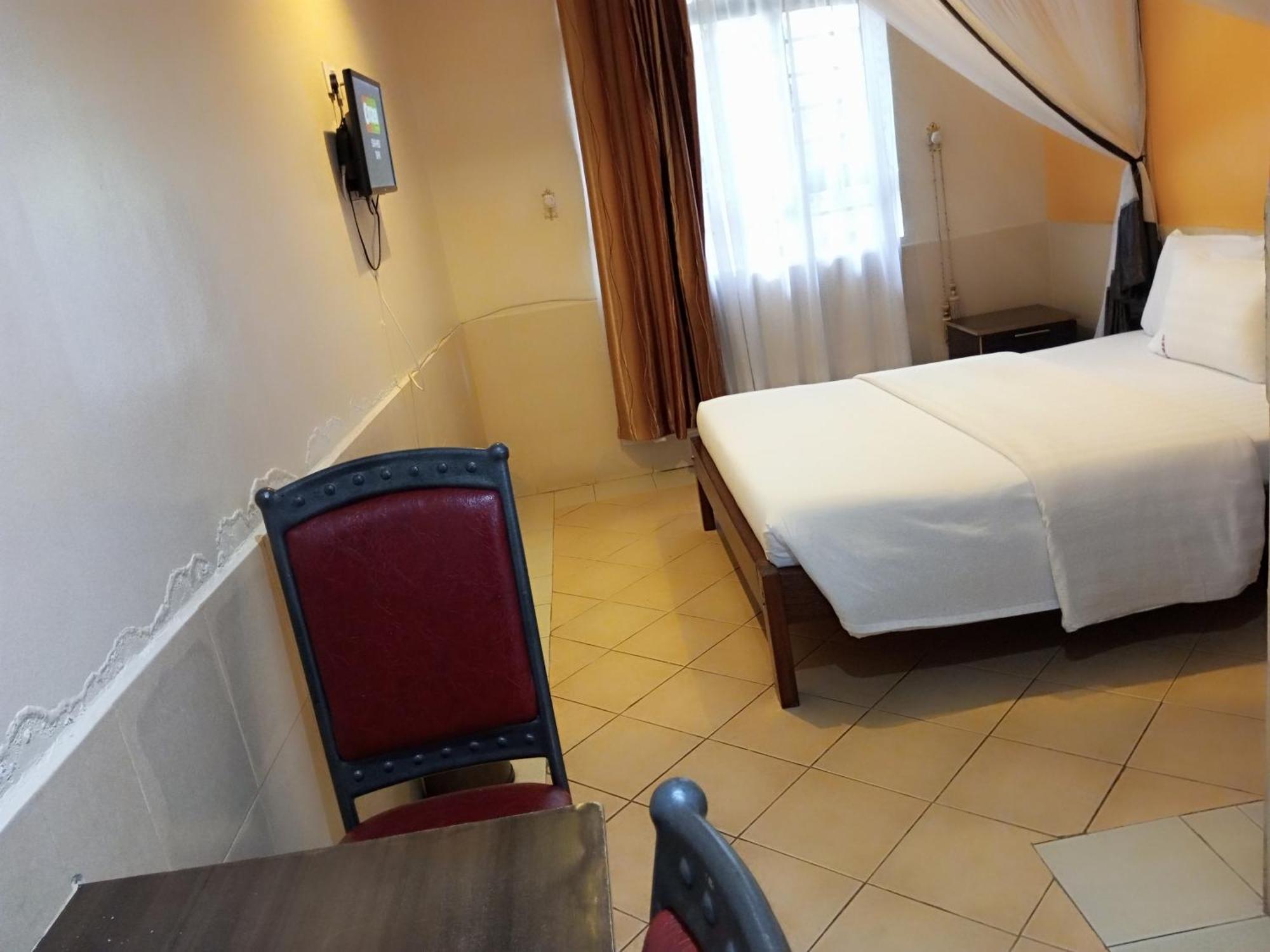 Fourth Parklands Hotel Nairobi Exterior foto