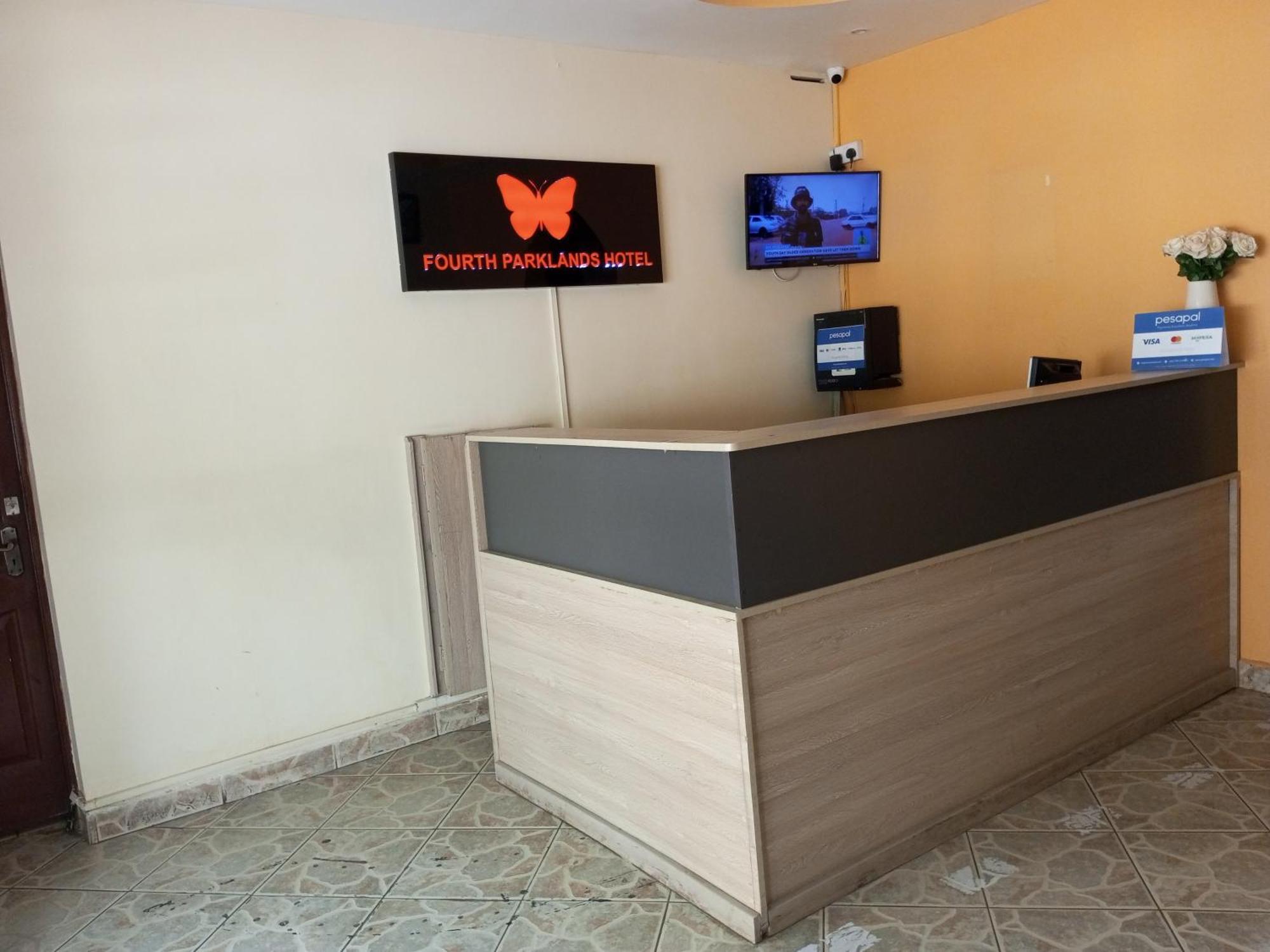 Fourth Parklands Hotel Nairobi Exterior foto
